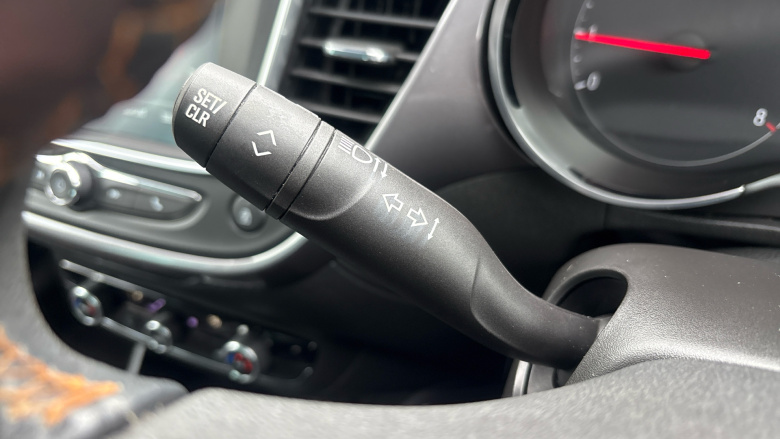 Vauxhall Crossland X 1.2T ecoTec [110] Elite 5dr [6 Speed] [S/S] Petrol Hatchback